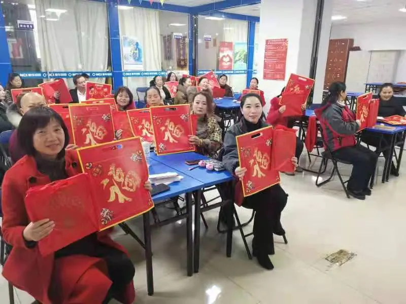 【新华人寿】新春报喜，新单拜年