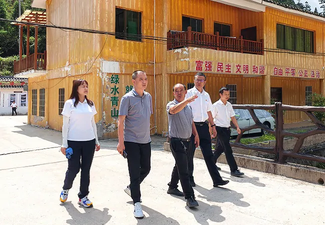 贵州省信合公益基金会项目回访组到台江县开展项目督促回访