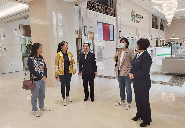 黔东南州银行业协会赴黄平农商银行开展工作调研