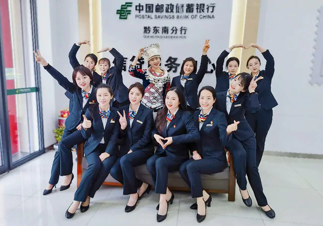 春光明媚   向阳花开