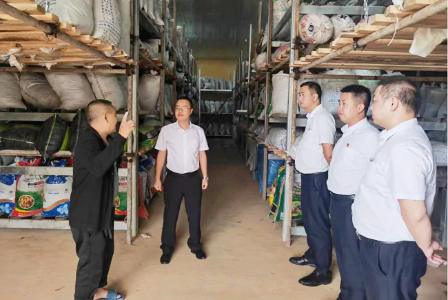 施秉农信联社：播撒金融&ldquo;及时雨&rdquo; 助企纾困&ldquo;快、足、准&rdquo;