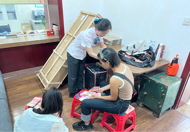 农业银行黔东南分行：我为群众办实事 残币兑换暖人心