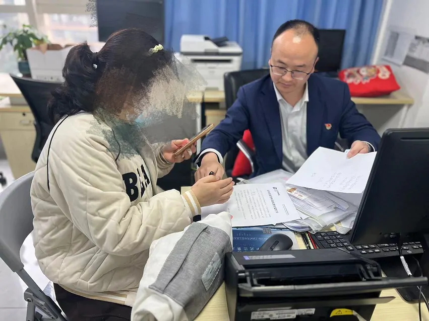 太保寿险黔东南中支无声服务显真情