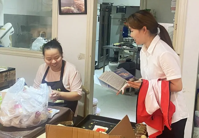 农发行麻江县支行积极开展电子支付惠企利民宣传活动