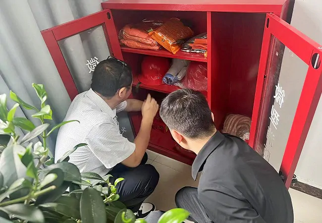 农发行丹寨县支行开展日常消防安全巡检