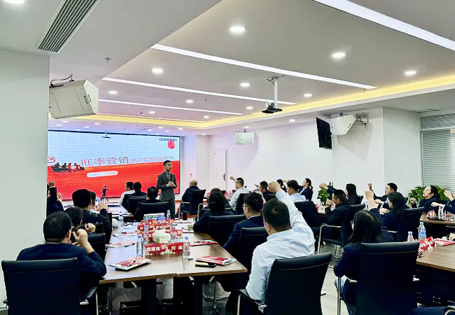 邮储银行黔东南州分行开展业务技能提升培训