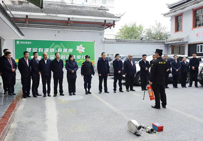 安全&ldquo;零距离&rdquo;  筑牢&ldquo;防火墙&rdquo;