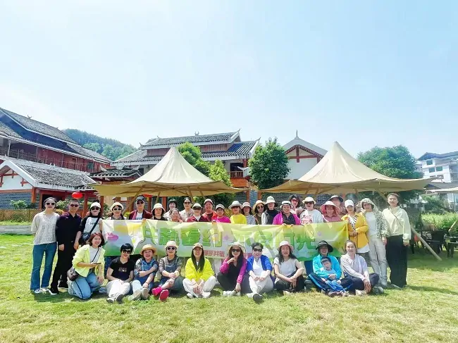 花香满溢&middot;春约同行