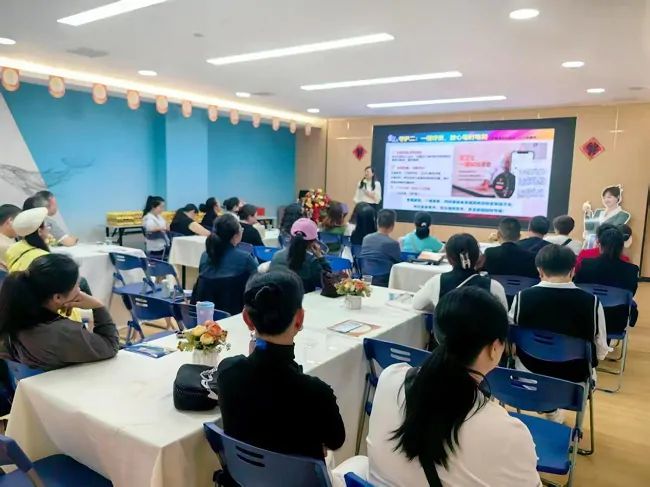 司庆相伴   蛮好的人生