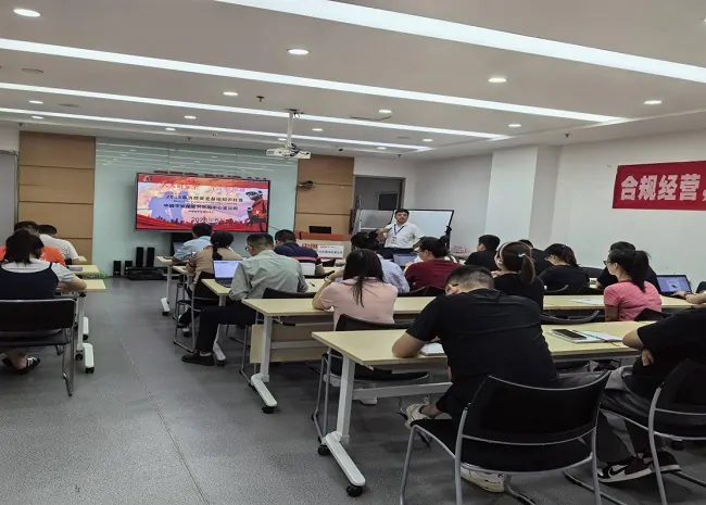 平安财险黔东南中支开展安全生产月 消防安全知识科普活动