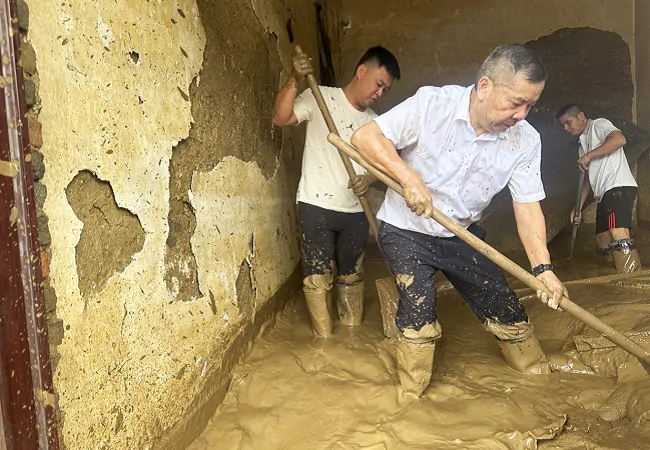 从江农商银行筑牢金融&ldquo;堤坝&rdquo;，全力做好灾后重建金融服务