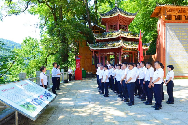 图为：第三门课《一封家书的家国情怀》现场.png