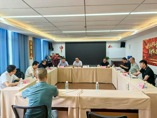 黔东南州保险行业协会在天柱、锦屏两县组织召开业务发展座谈会