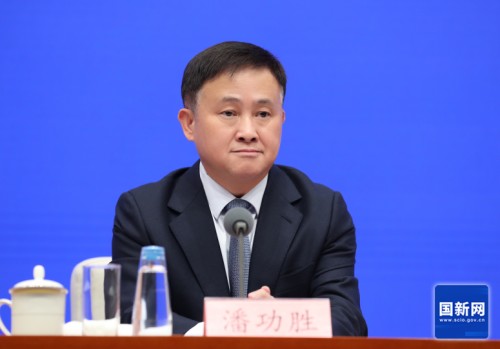 68d5039791e45.jpg W020250922557191959008.jpg