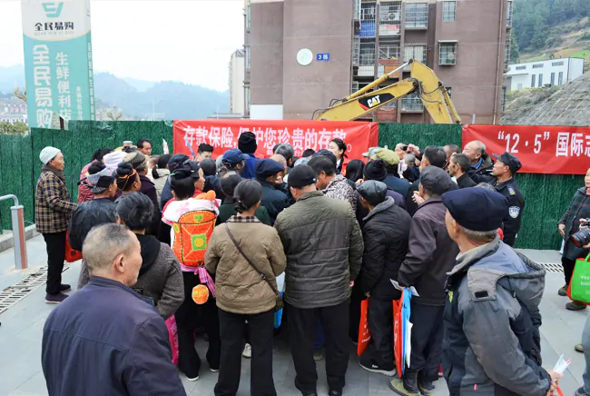 幸福社区 &ldquo;搭讲台&rdquo; 安心送到家门口