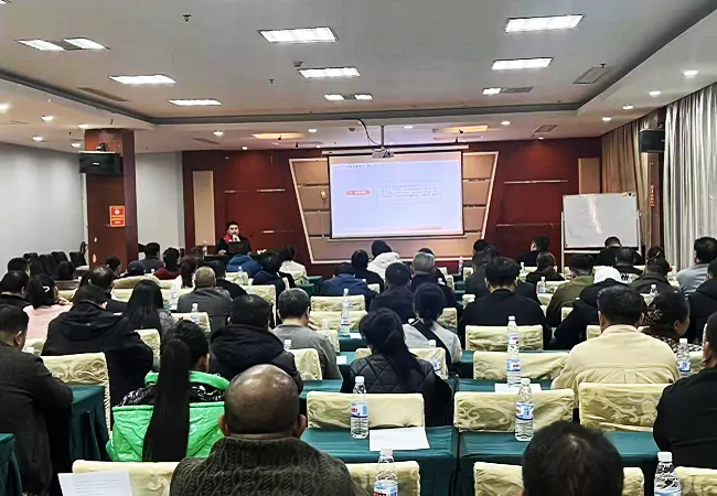 工行凯里榕江支行：精准滴灌金融&ldquo;活水&rdquo;     护航商户稳健经营