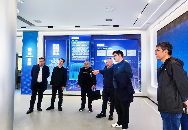 1774852625943980.jpg 图为:省州县三级行协同推进精准对接企业融资需求211.jpg