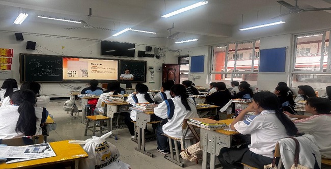 普及安全知识 护航青春成长&mdash;&mdash;富德生命人寿黔东南中支开展安全宣传进校园活动