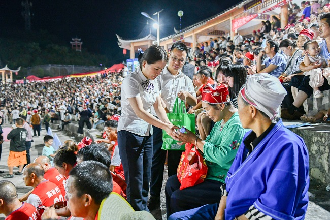 黄平5.jpg